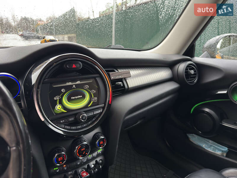 Хэтчбек MINI Cooper 2016 в Киеве