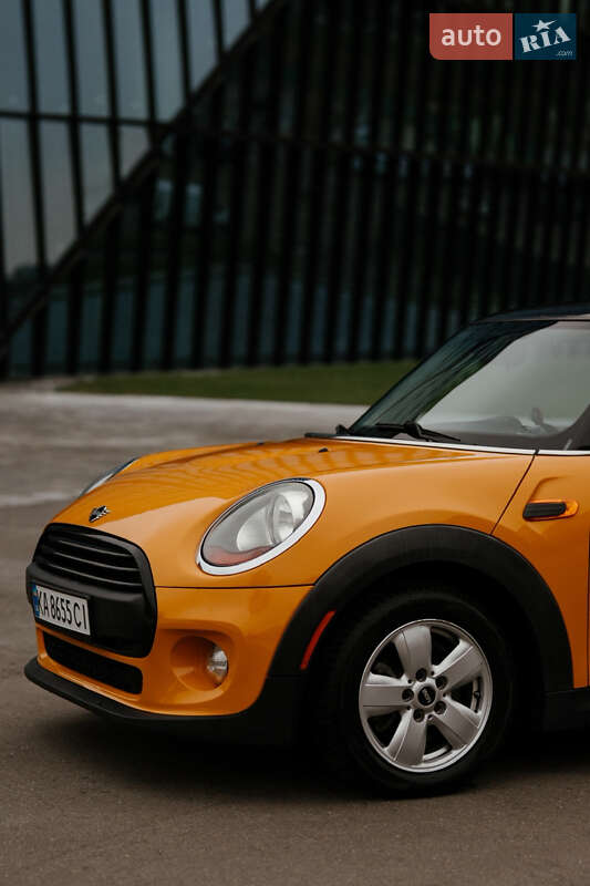 Хэтчбек MINI Cooper 2014 в Киеве