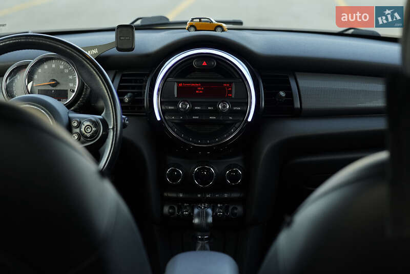 Хэтчбек MINI Cooper 2014 в Киеве
