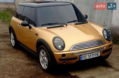 Хэтчбек MINI Cooper 2003 в Николаеве