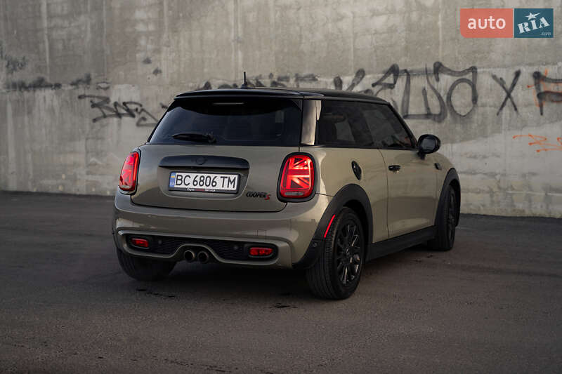 Хэтчбек MINI Cooper 2018 в Киеве