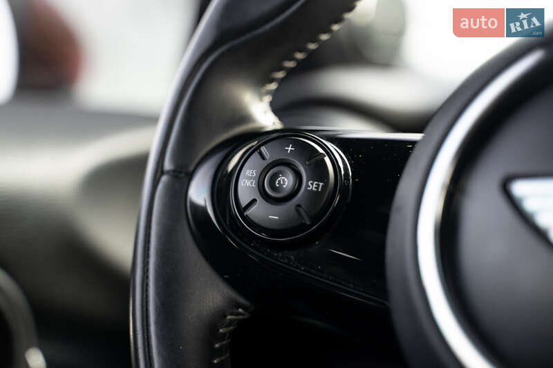 Хэтчбек MINI Cooper 2018 в Киеве