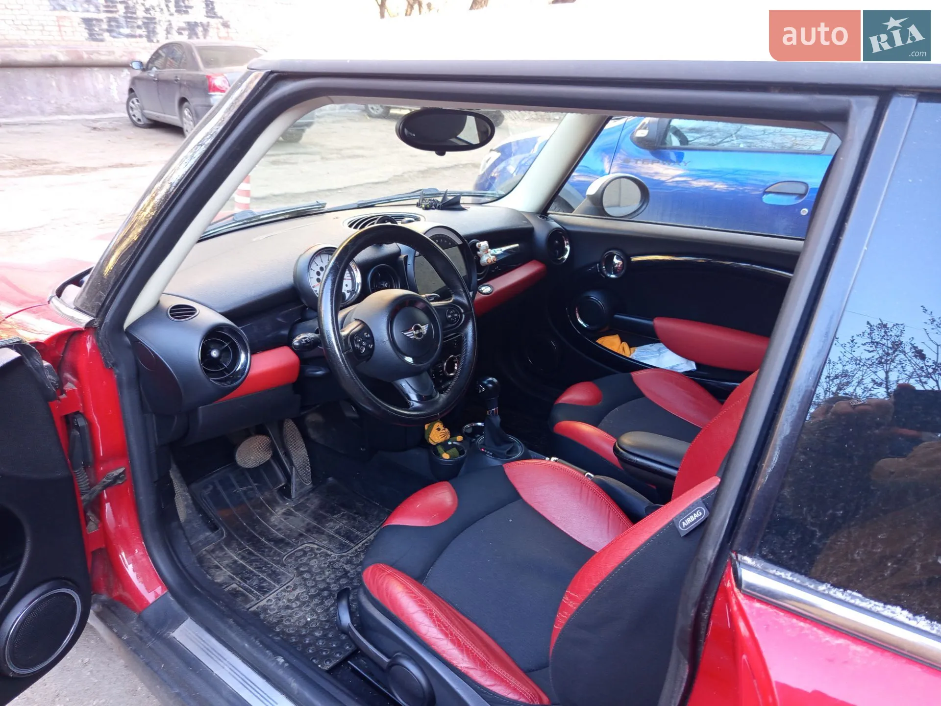 2010 MINI Cooper - фото 1