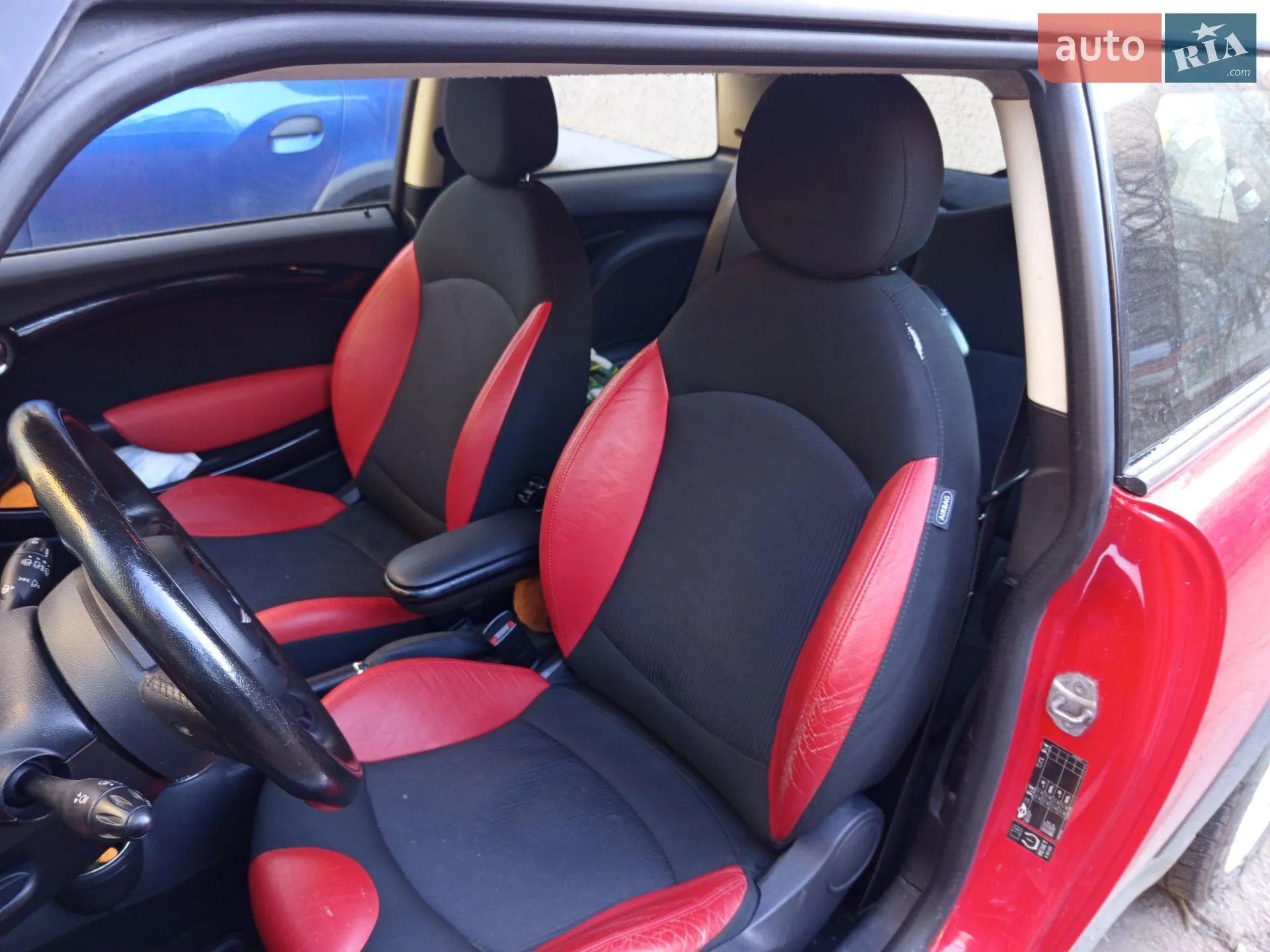 2010 MINI Cooper - мініатюра 2