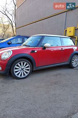 Хэтчбек MINI Cooper 2010 в Запорожье