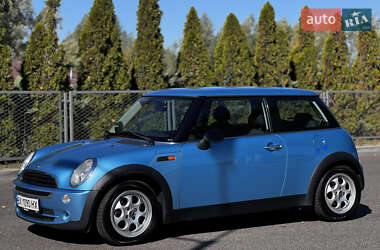 Хетчбек MINI Cooper 2004 в Смілі