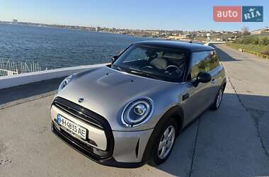 Хэтчбек MINI Cooper 2023 в Одессе