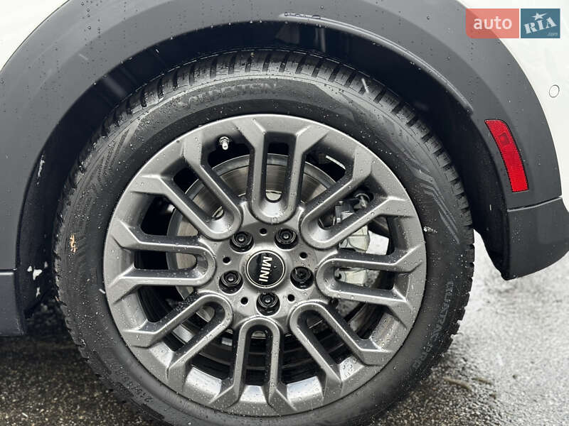 Хетчбек MINI Cooper 2024 в Києві