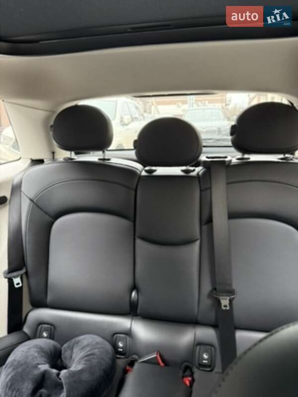 Хэтчбек MINI Cooper 2014 в Киеве