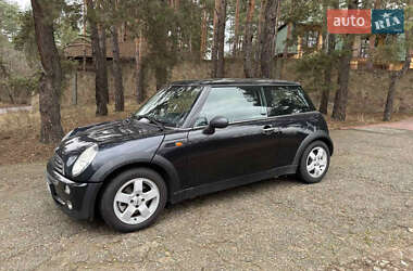 Хэтчбек MINI Cooper 2003 в Киеве