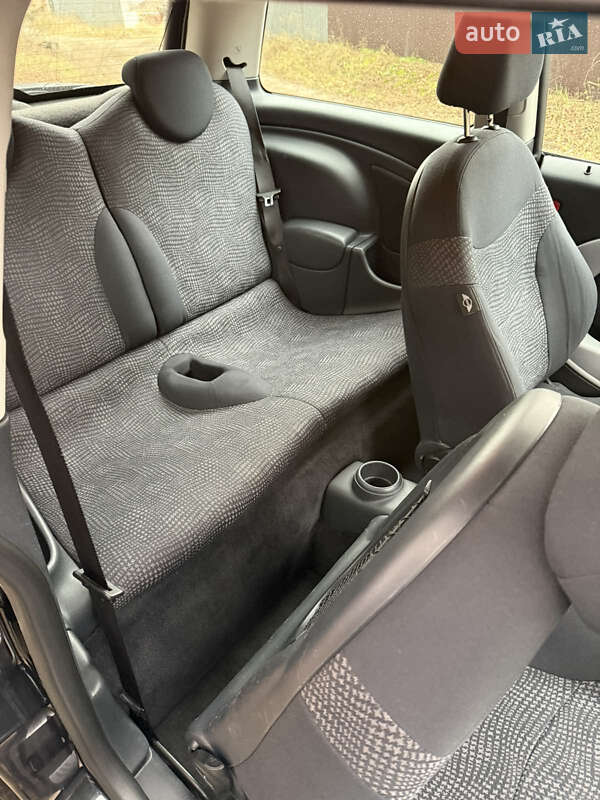Хетчбек MINI Cooper 2003 в Києві