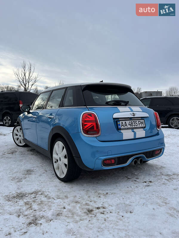 Хэтчбек MINI Cooper 2017 в Черкассах
