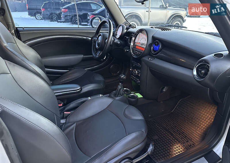 Хэтчбек MINI Cooper 2012 в Львове фото 36 Хэтчбек MINI Cooper 2012 в Львове