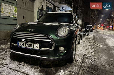 Хэтчбек MINI Cooper 2014 в Киеве