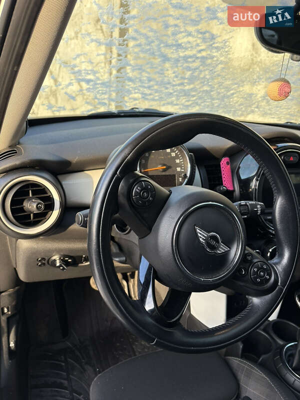 Хэтчбек MINI Cooper 2015 в Киеве