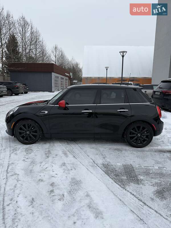 Хэтчбек MINI Cooper 2016 в Днепре
