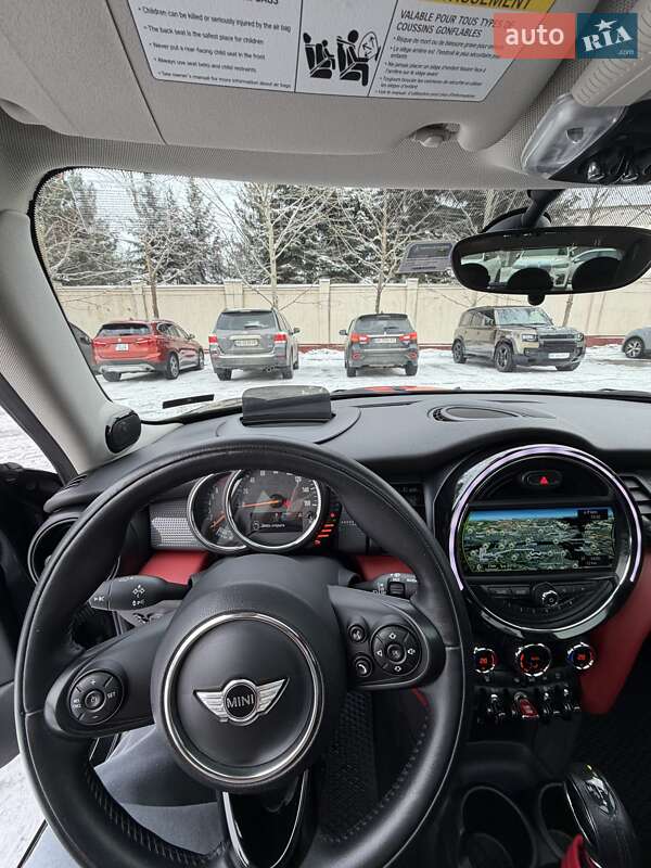 Хэтчбек MINI Cooper 2016 в Днепре