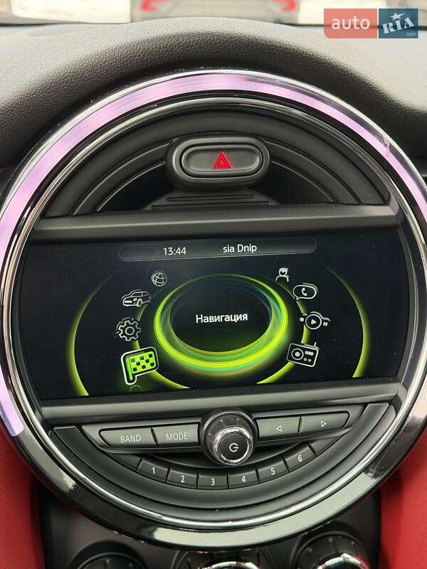 Хэтчбек MINI Cooper 2016 в Днепре