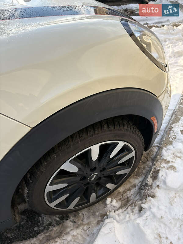 Хэтчбек MINI Cooper 2015 в Киеве