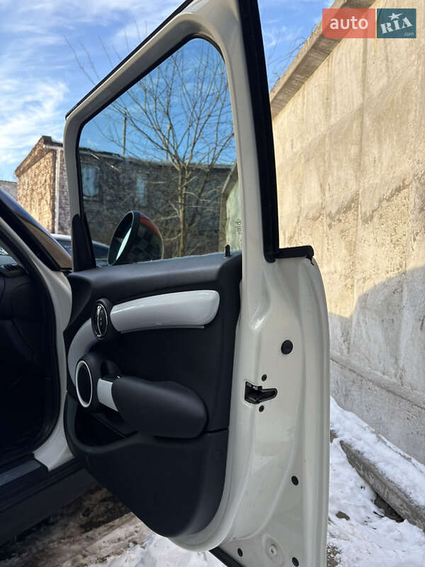 Хэтчбек MINI Cooper 2015 в Киеве