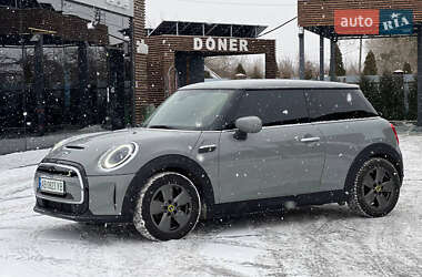 Хэтчбек MINI Cooper 2022 в Виннице