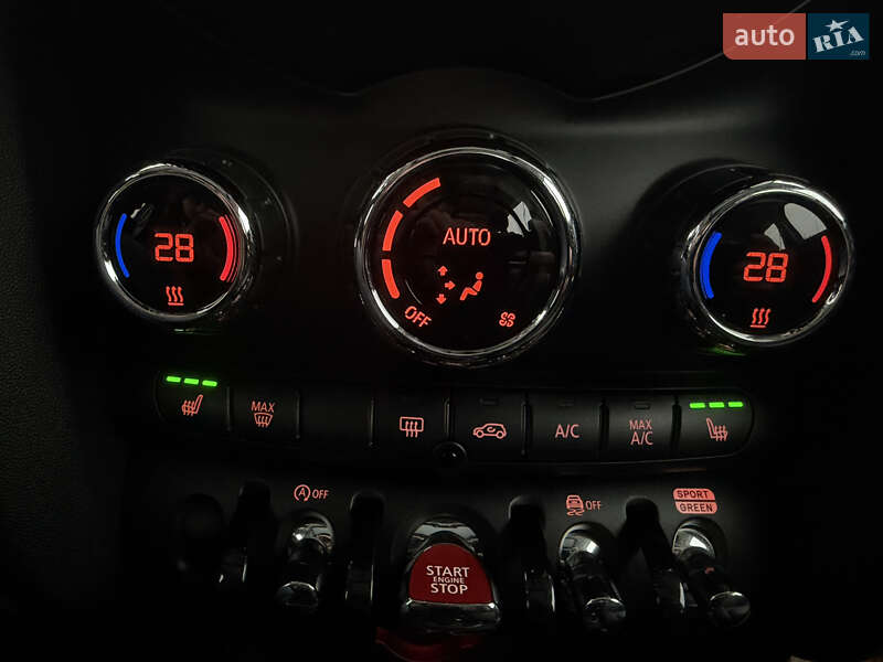 Хэтчбек MINI Cooper 2021 в Киеве