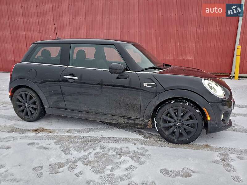 Хетчбек MINI Cooper 2017 в Вінниці