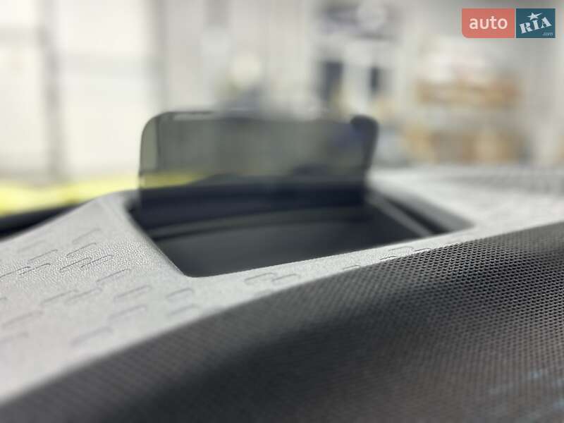 Хэтчбек MINI Cooper 2024 в Львове