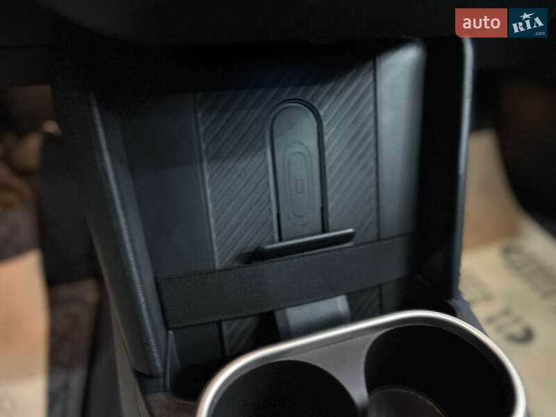 Хэтчбек MINI Cooper 2024 в Львове