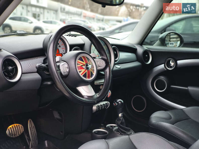Хэтчбек MINI Cooper 2010 в Днепре