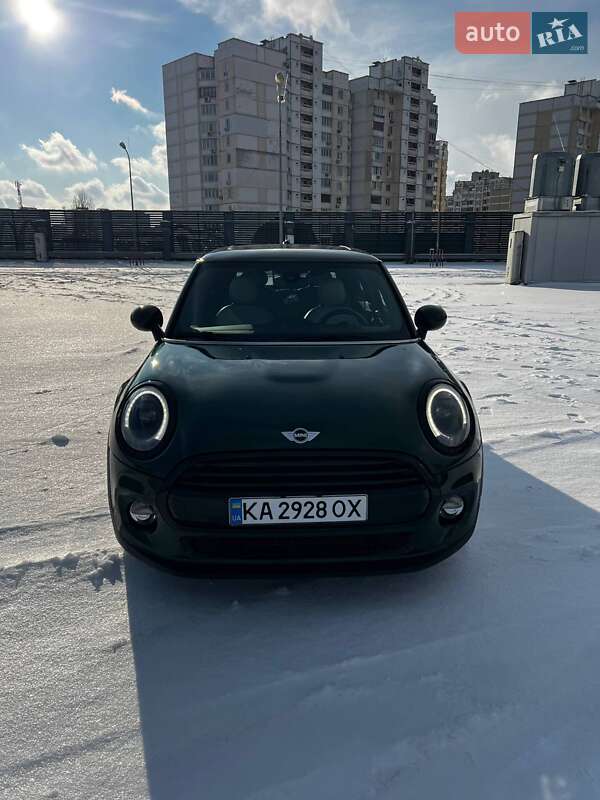 Хетчбек MINI Cooper 2017 в Києві