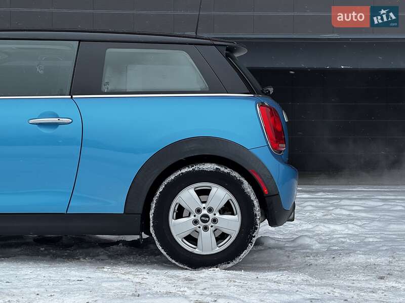 Хэтчбек MINI Cooper 2015 в Киеве