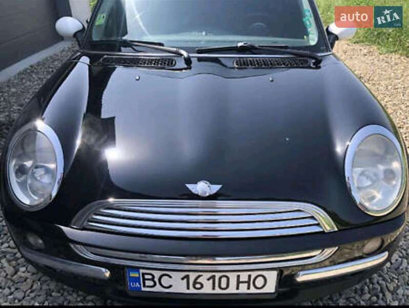 Хетчбек MINI Cooper 2001 в Чернівцях