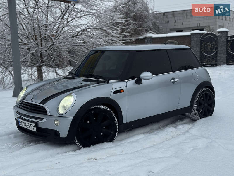 Хетчбек MINI Cooper 2004 в Василькові