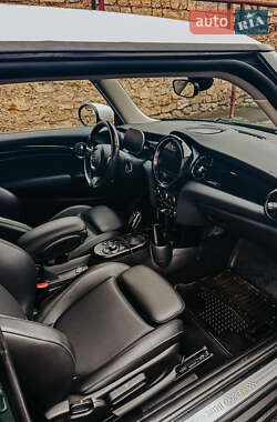 Хэтчбек MINI Cooper 2021 в Николаеве