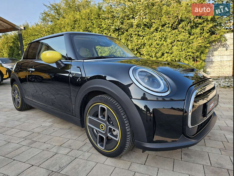 Хэтчбек MINI Cooper 2023 в Тячеве