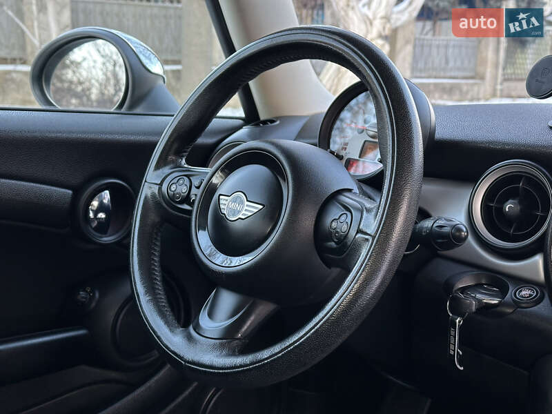Хетчбек MINI Cooper 2012 в Одесі