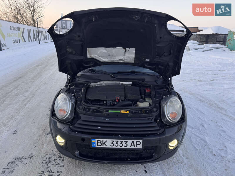 Хэтчбек MINI Cooper 2011 в Ровно