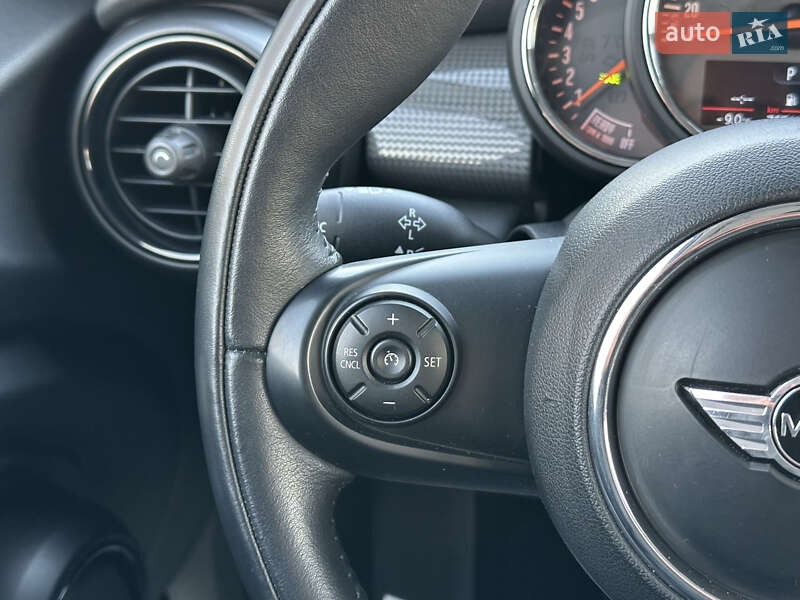 Хетчбек MINI Cooper 2017 в Києві