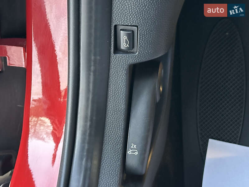 Хетчбек MINI Cooper 2017 в Києві