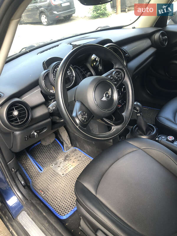 Хэтчбек MINI Cooper 2016 в Киеве
