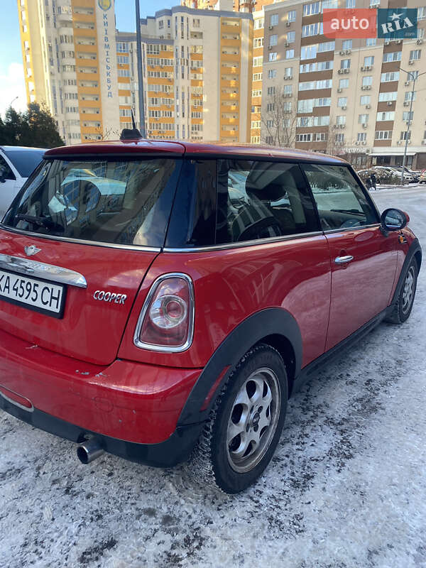 Хэтчбек MINI Cooper 2012 в Киеве