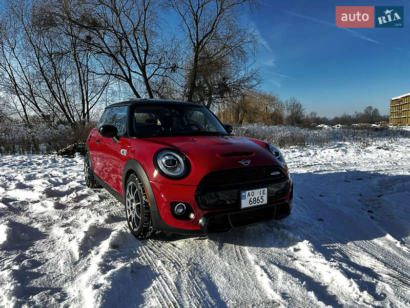 Хетчбек MINI Cooper 2020 в Ужгороді