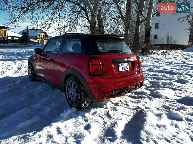 Хетчбек MINI Cooper 2020 в Ужгороді