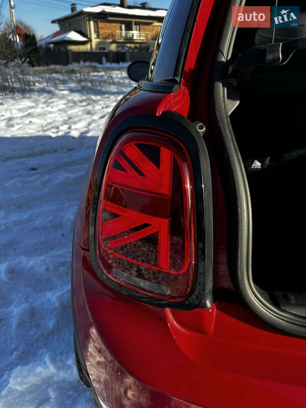 Хетчбек MINI Cooper 2020 в Ужгороді
