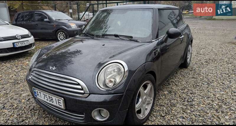 Хэтчбек MINI Cooper 2007 в Ивано-Франковске