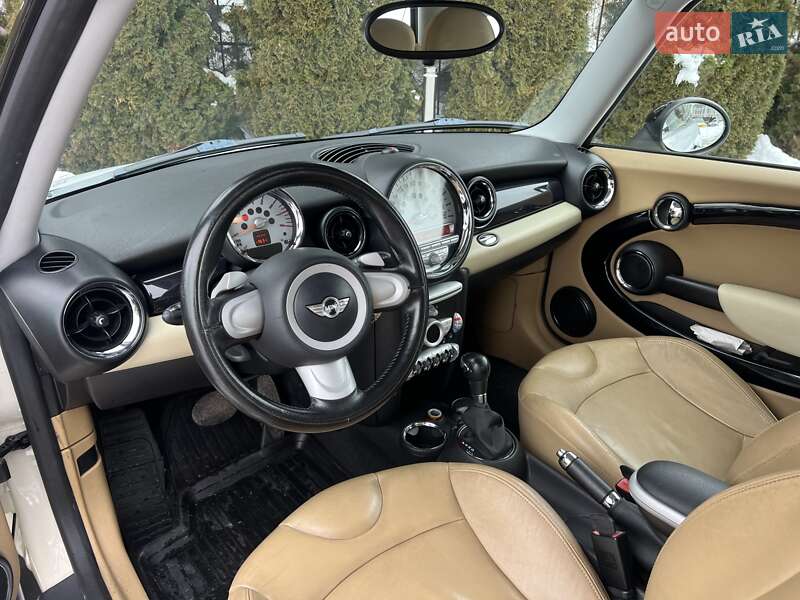 Хетчбек MINI Cooper 2009 в Львові фото 12 Хетчбек MINI Cooper 2009 в Львові