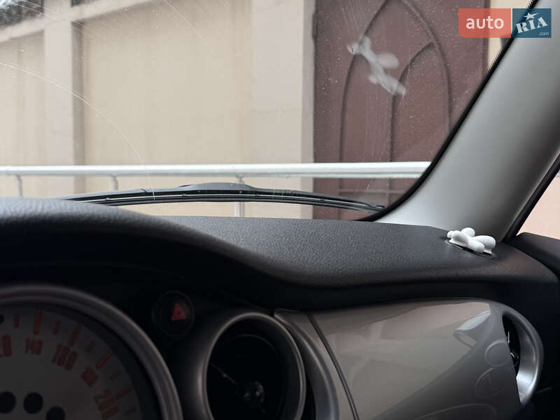 Хетчбек MINI Cooper 2005 в Одесі фото 28 Хетчбек MINI Cooper 2005 в Одесі