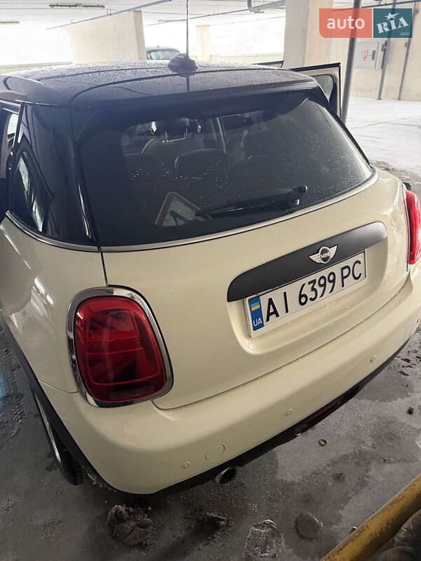 Хэтчбек MINI Cooper 2015 в Киеве фото 15 Хэтчбек MINI Cooper 2015 в Киеве