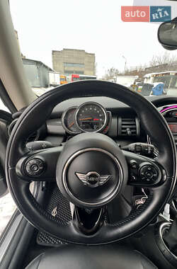 Хэтчбек MINI Cooper 2016 в Киеве